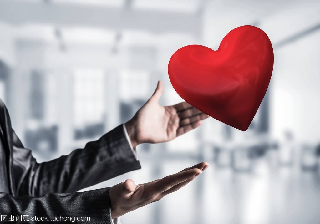 保持大紅心的女實業家